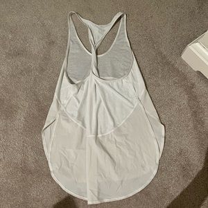 Lululemon twist and train tank top